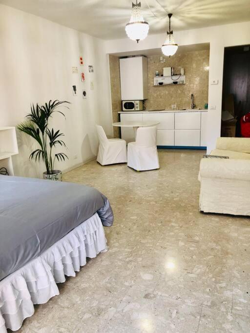 شقة San Bernardino Monolocale Con Balcone فيرونا المظهر الخارجي الصورة